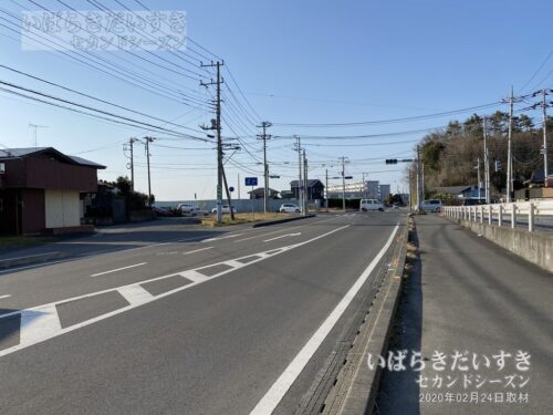 南高野駅跡地から、常北太田駅方面を望む。（2020年撮影）