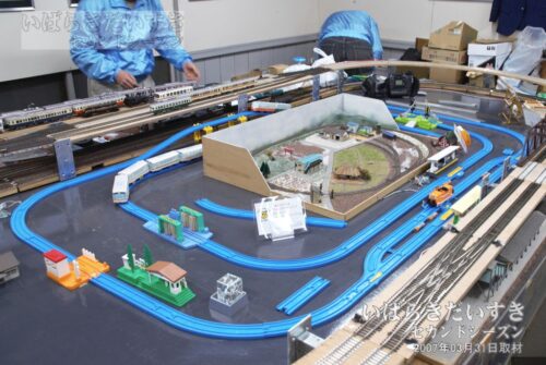 鉾田駅 関鉄レールファンCLUB による模型運転（2007年撮影）