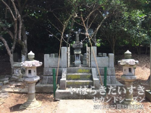 関宗祐の墓〔茨城県筑西市関舘〕