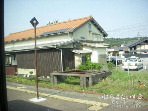 豊肥本線 赤水駅の今は無き旧駅舎。（2010年05月撮影）