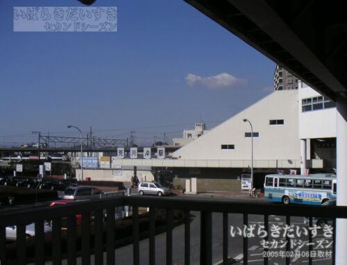 荒川沖駅 駅舎 東口（2005年撮影）