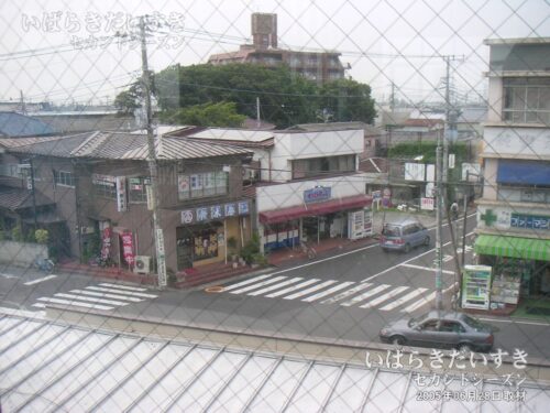 藤代駅 駅前北口の風景,全景（2005年撮影）