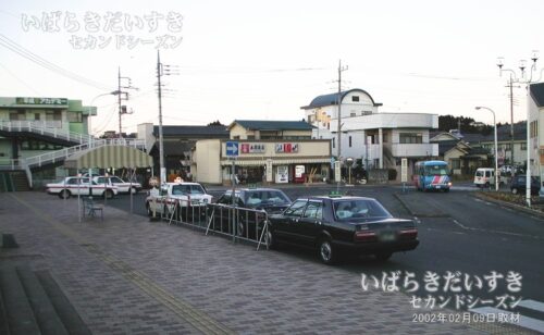 大津港駅 駅前の風景（2002年撮影）