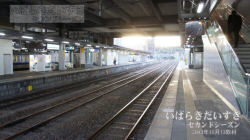 いわき駅 駅ホームから水戸方面を望む（2013年撮影）